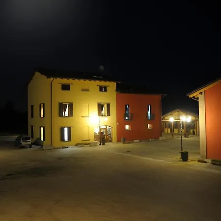 Agriturismo Innsbruck Agroturismo